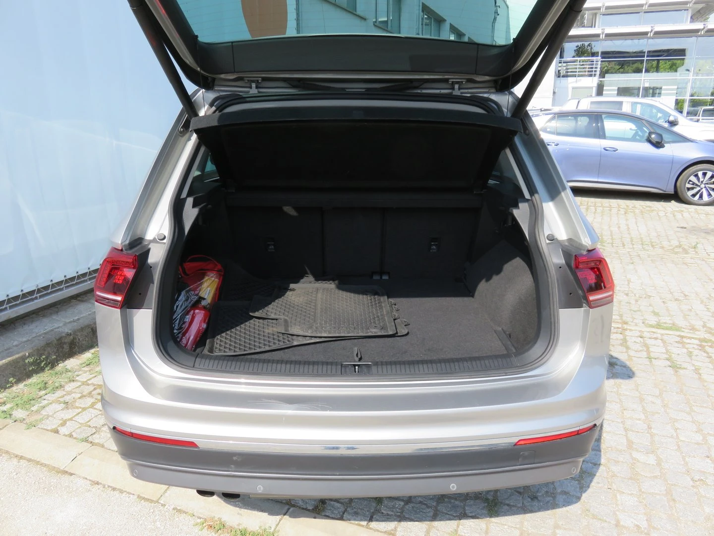 VW Tiguan, снимка 7 - Автомобили и джипове - 56420523