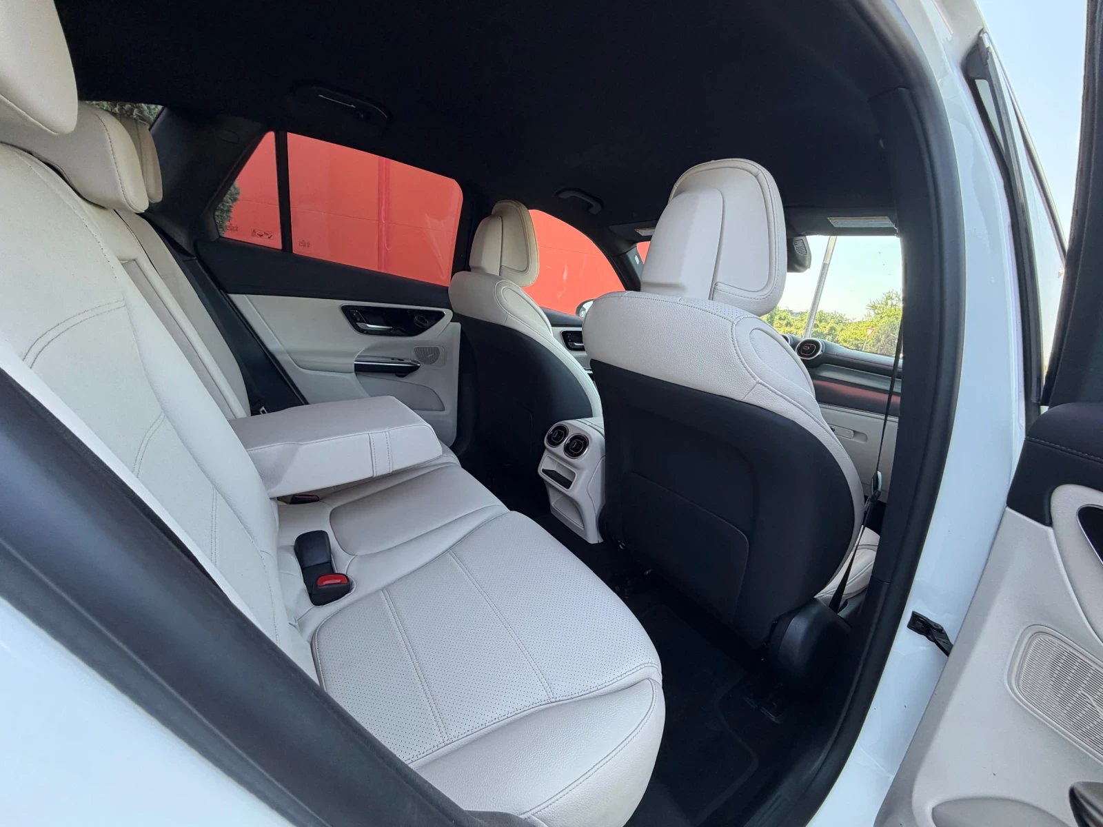 Mercedes-Benz GLC 300 AMG* 53* БАРТЕР, снимка 11 - Автомобили и джипове - 55886902