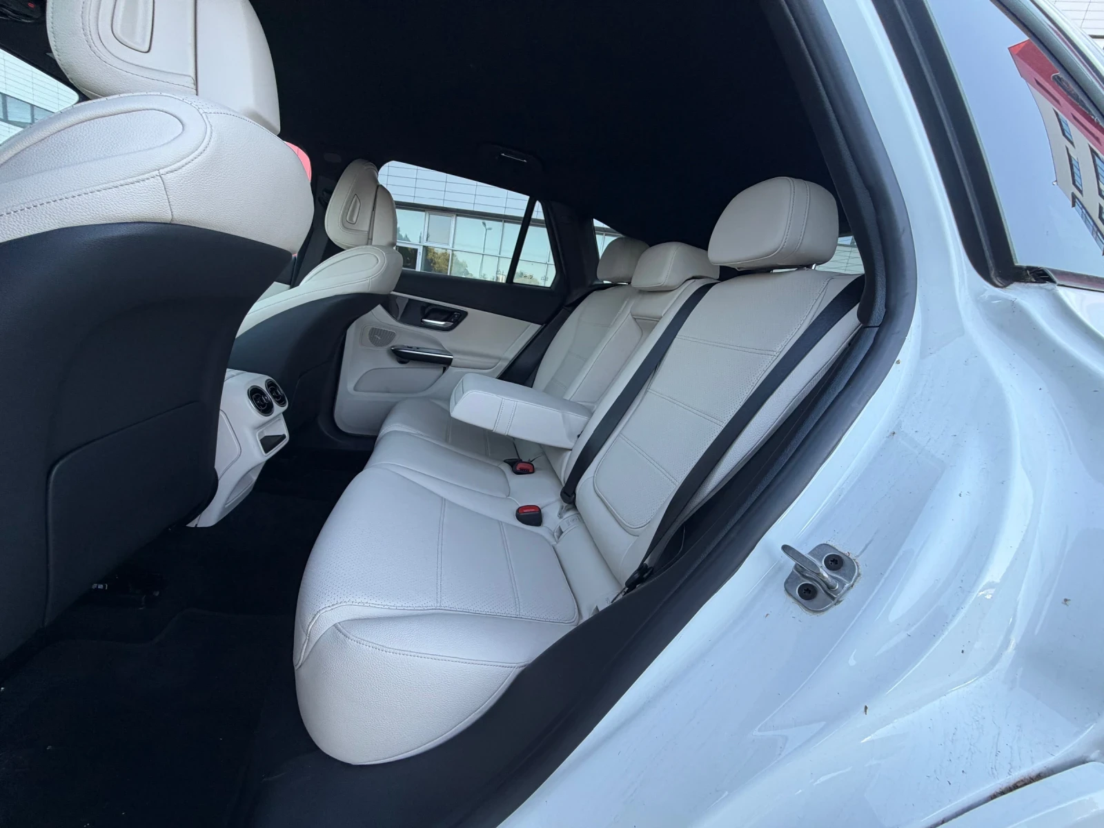 Mercedes-Benz GLC 8400км* AMG* 53* БАРТЕР, снимка 10 - Автомобили и джипове - 55886902