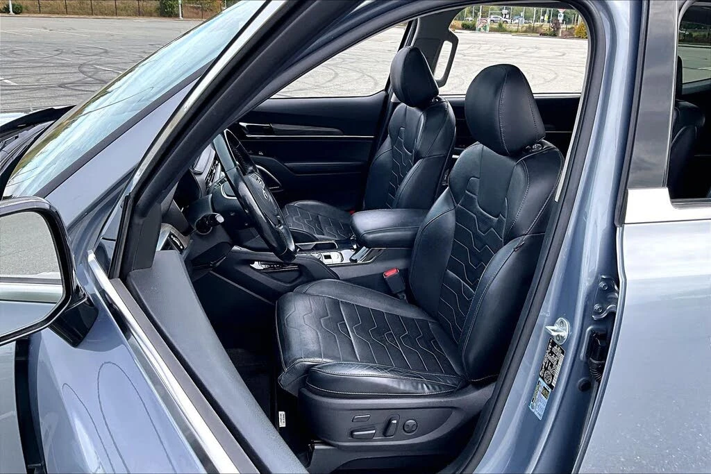 Kia Telluride 3.8 AWD* 360 КАМЕРИ* ДИСТРОНИК* ОБДУХ* КРАЙНА ЦЕНА, снимка 9 - Автомобили и джипове - 56734957