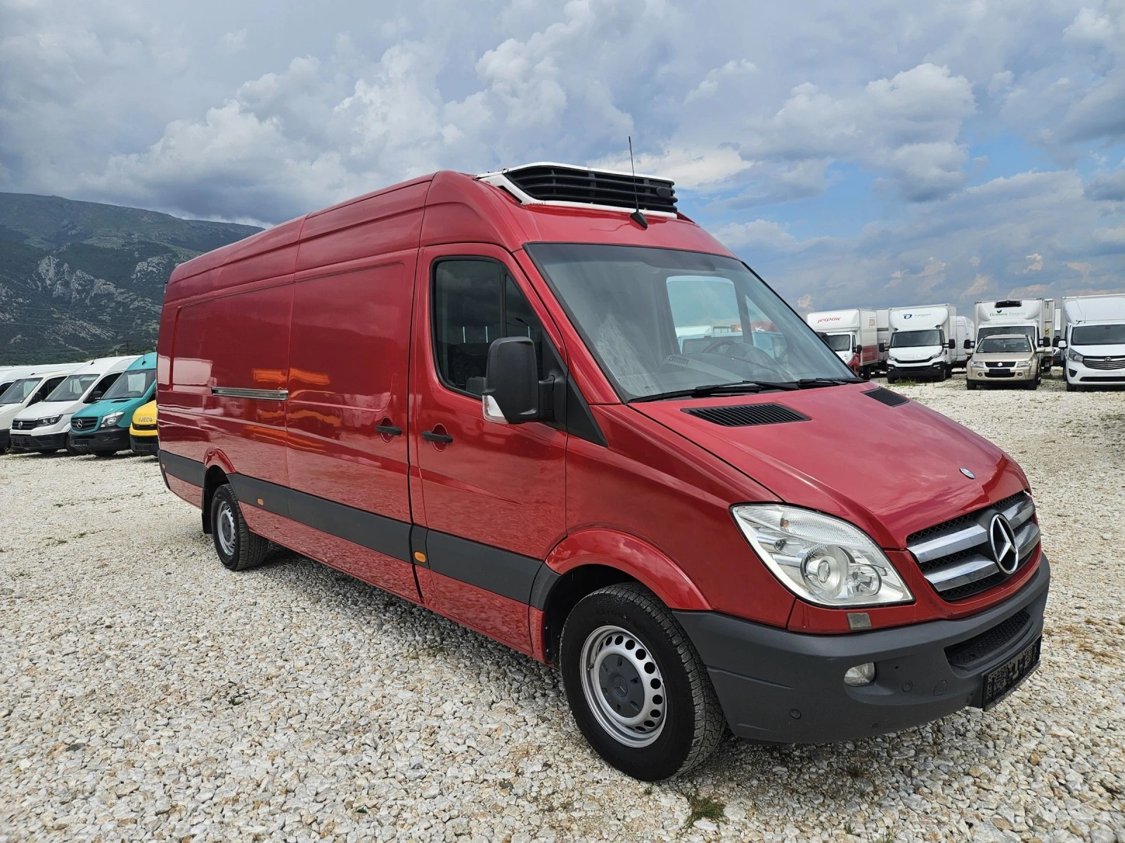 Mercedes-Benz Sprinter 319 ХЛАДИЛЕН - изображение 7