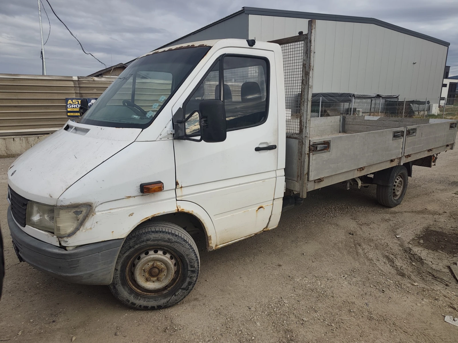 Mercedes-Benz Sprinter 308
