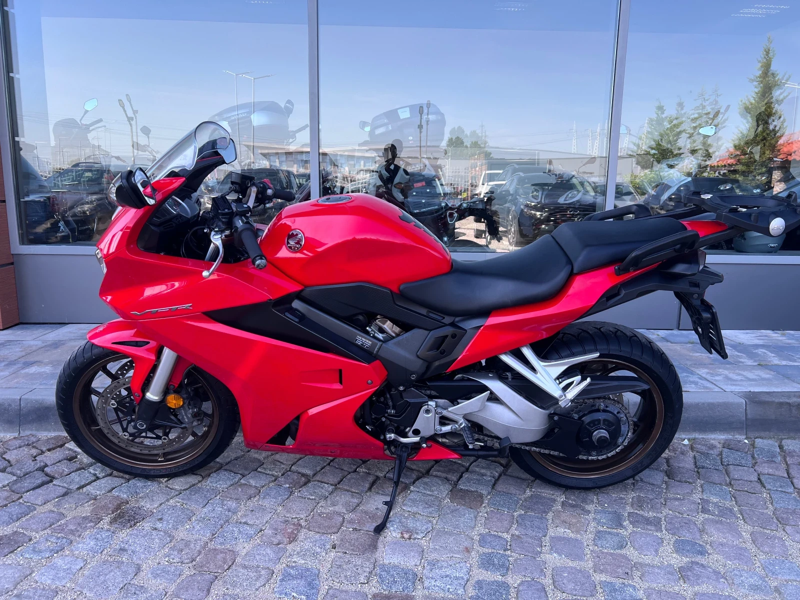 Honda Vfr 800 F ABS, снимка 4 - Мотоциклети и мототехника - 54862797
