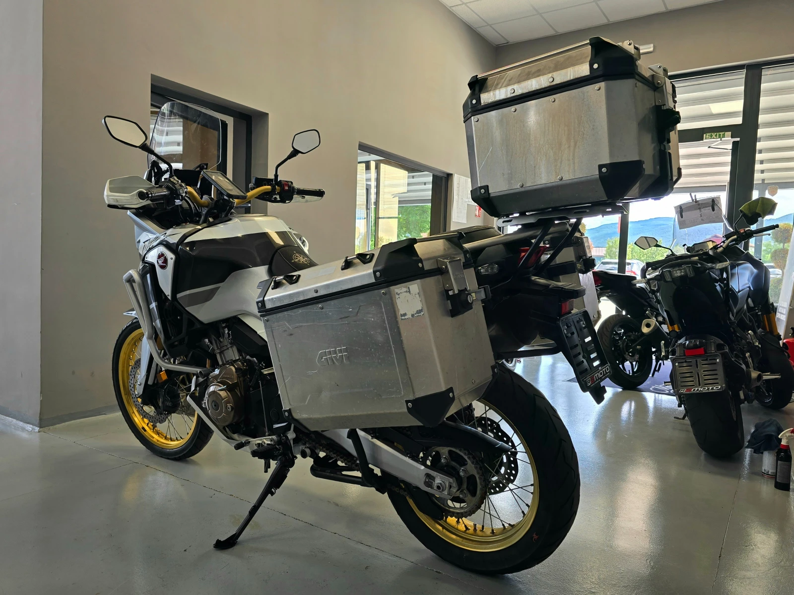 Honda Crf 1000ie, Adventure, Подгрев, 3 куфара!, снимка 5 - Мотоциклети и мототехника - 55196340