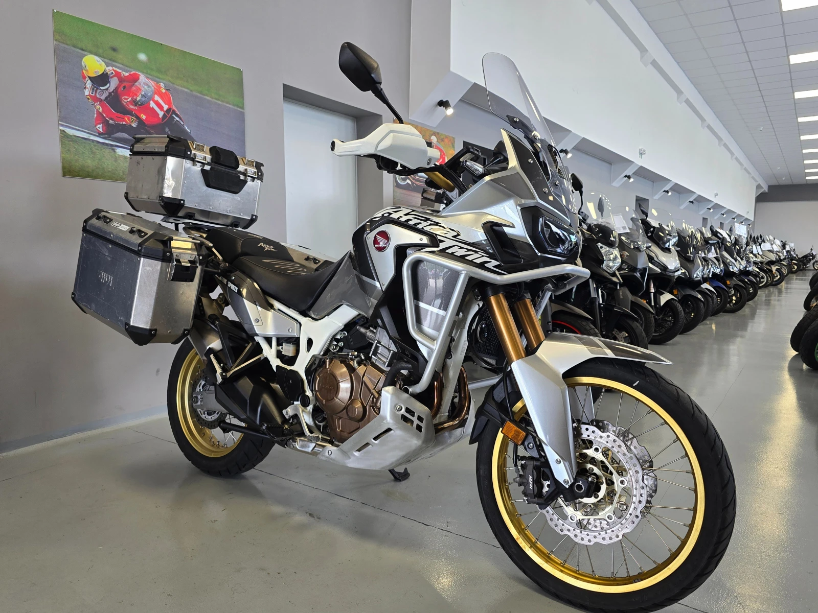 Honda Crf 1000ie, Adventure, Подгрев, 3 куфара!, снимка 2 - Мотоциклети и мототехника - 55196340