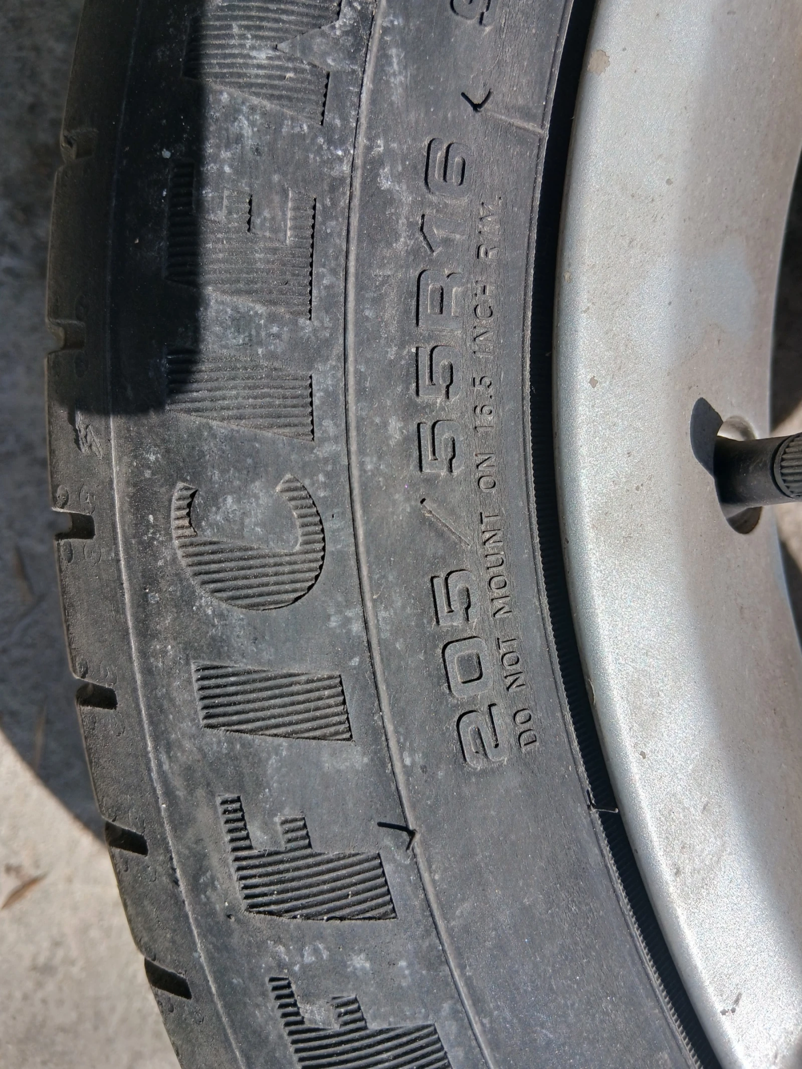 Гуми с джанти Goodyear 205/55R16, снимка 5 - Гуми и джанти - 53756422
