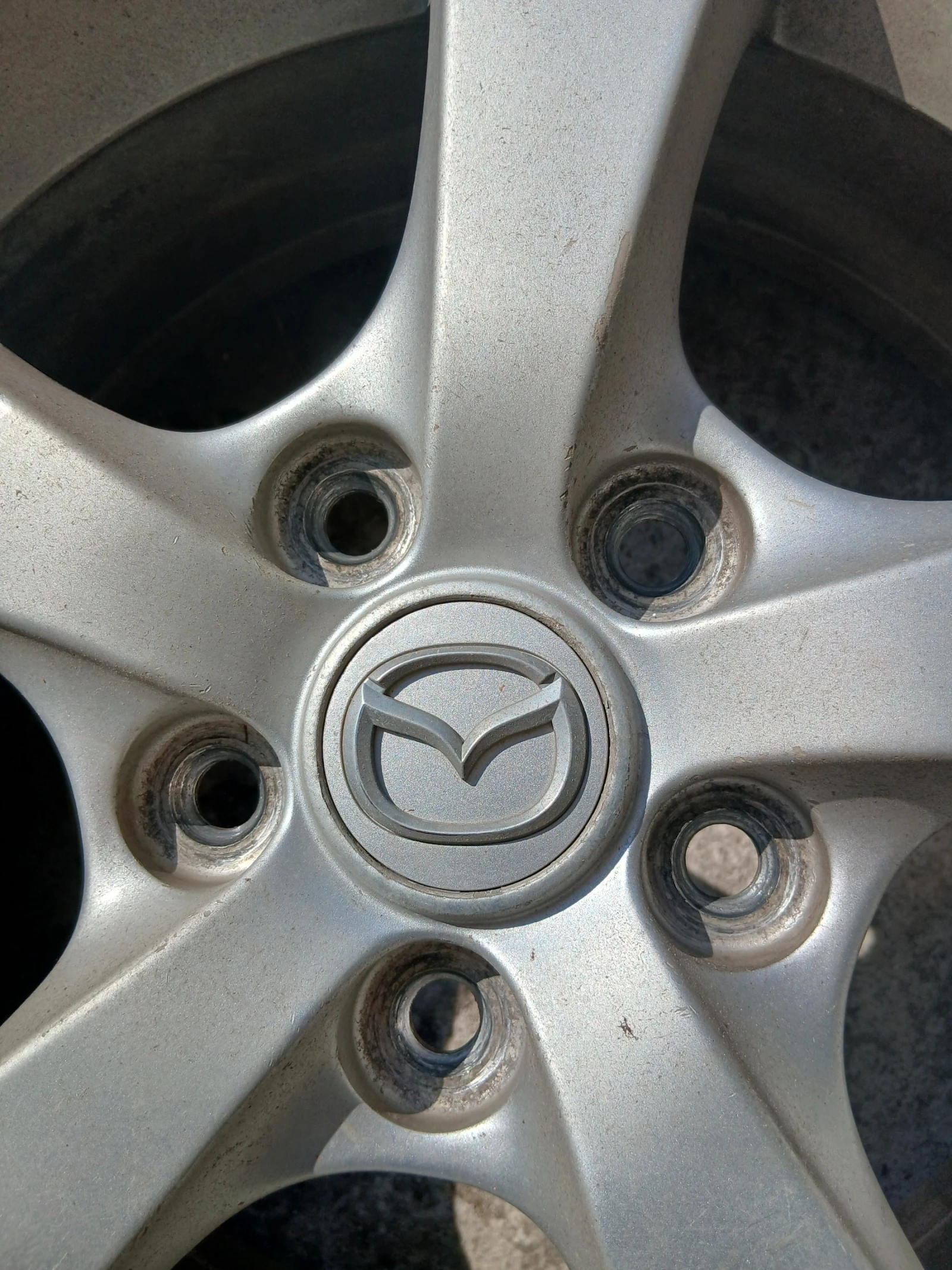 Гуми с джанти Goodyear 205/55R16, снимка 2 - Гуми и джанти - 53756422