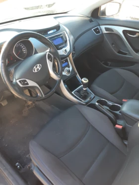 Hyundai Elantra, снимка 6