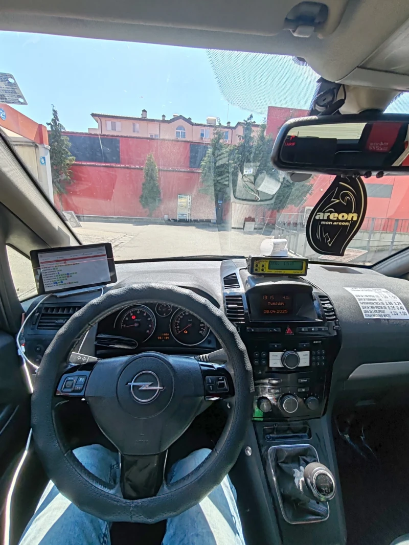 Opel Zafira, снимка 9 - Автомобили и джипове - 52462001