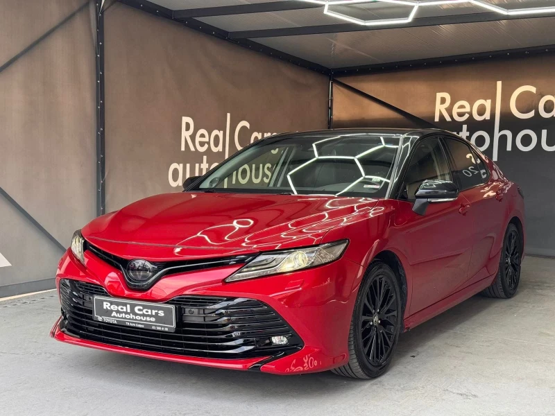 Toyota Camry 2.5 Hybrid* TRD* Navi* LED* Carplay* ГАРАНЦИЯ* , снимка 1 - Автомобили и джипове - 48880602