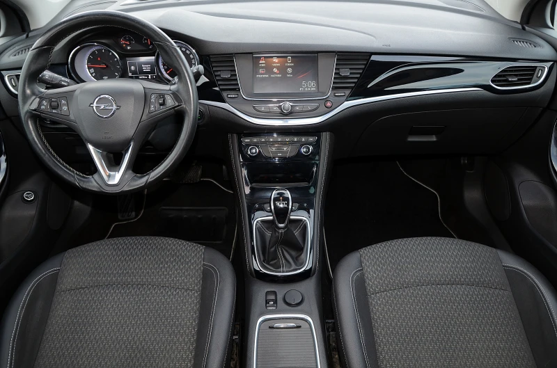 Opel Astra 114000KM !!!FULL/АВТОМАТИК, снимка 8 - Автомобили и джипове - 52573145