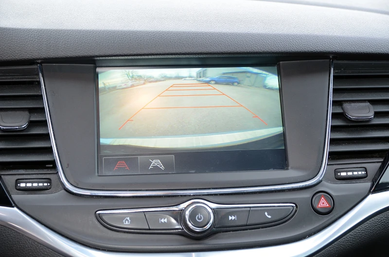 Opel Astra 114000KM !!!FULL/АВТОМАТИК, снимка 12 - Автомобили и джипове - 52573145