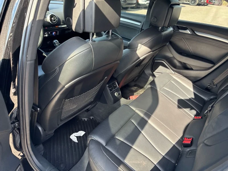 Audi A3 Technik* S-line* Пано* Подгрев, снимка 14 - Автомобили и джипове - 52317659