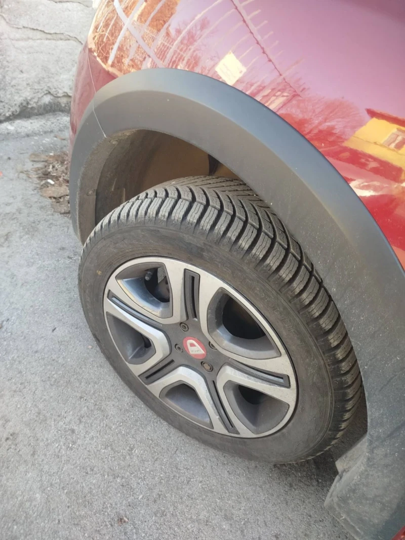 Dacia Sandero, снимка 9 - Автомобили и джипове - 53168399