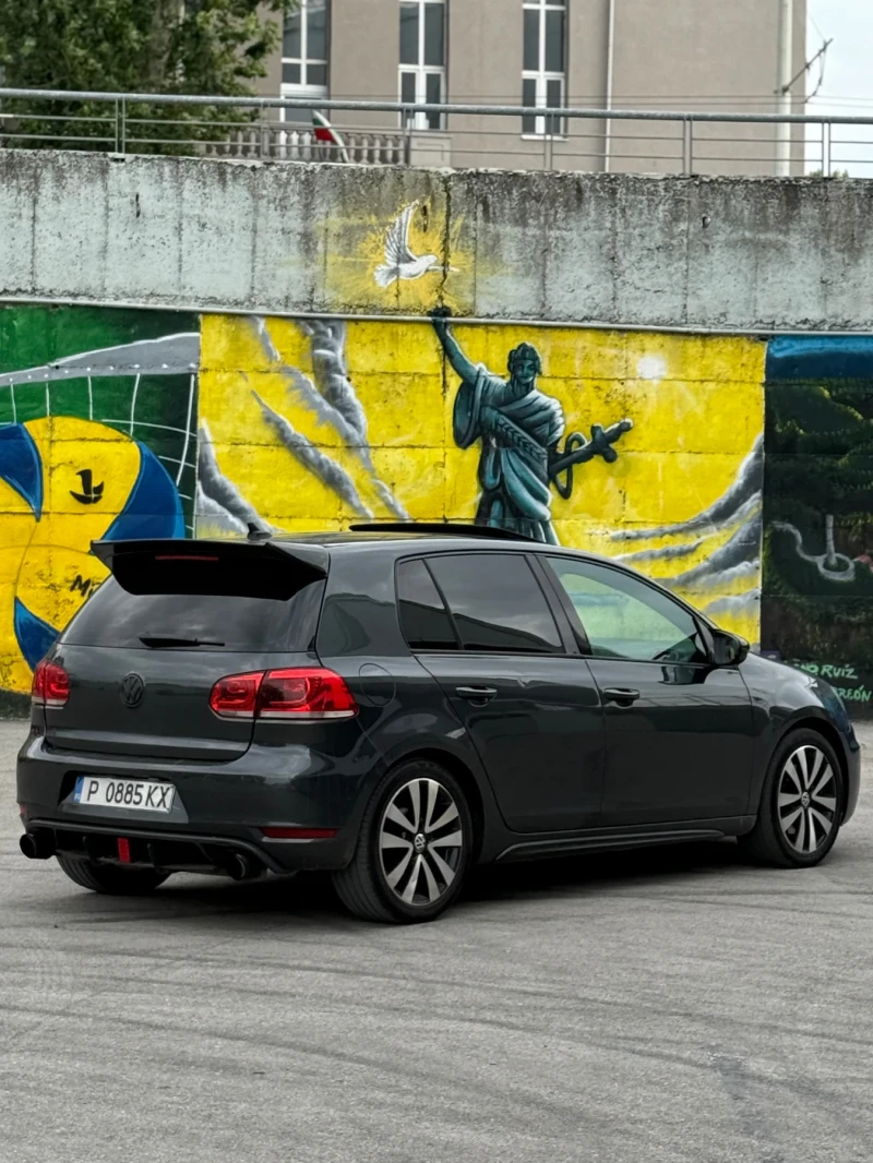 VW Golf, снимка 5 - Автомобили и джипове - 53193260