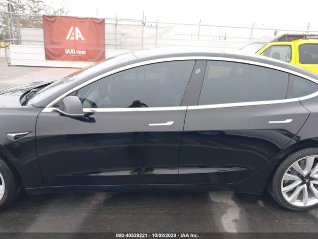 Tesla Model 3 MID RANGE, снимка 14 - Автомобили и джипове - 47854490