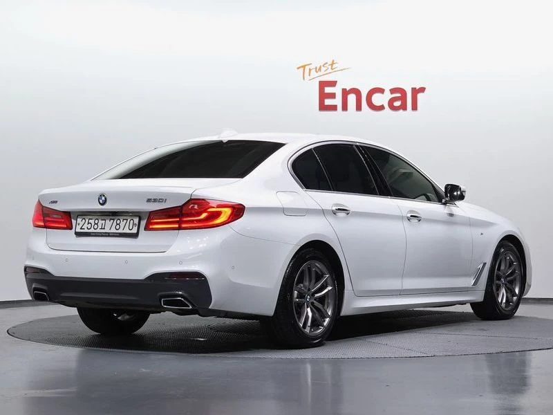 BMW 530 530i xDrive M Sport Package| 252к.с., снимка 2 - Автомобили и джипове - 56118808