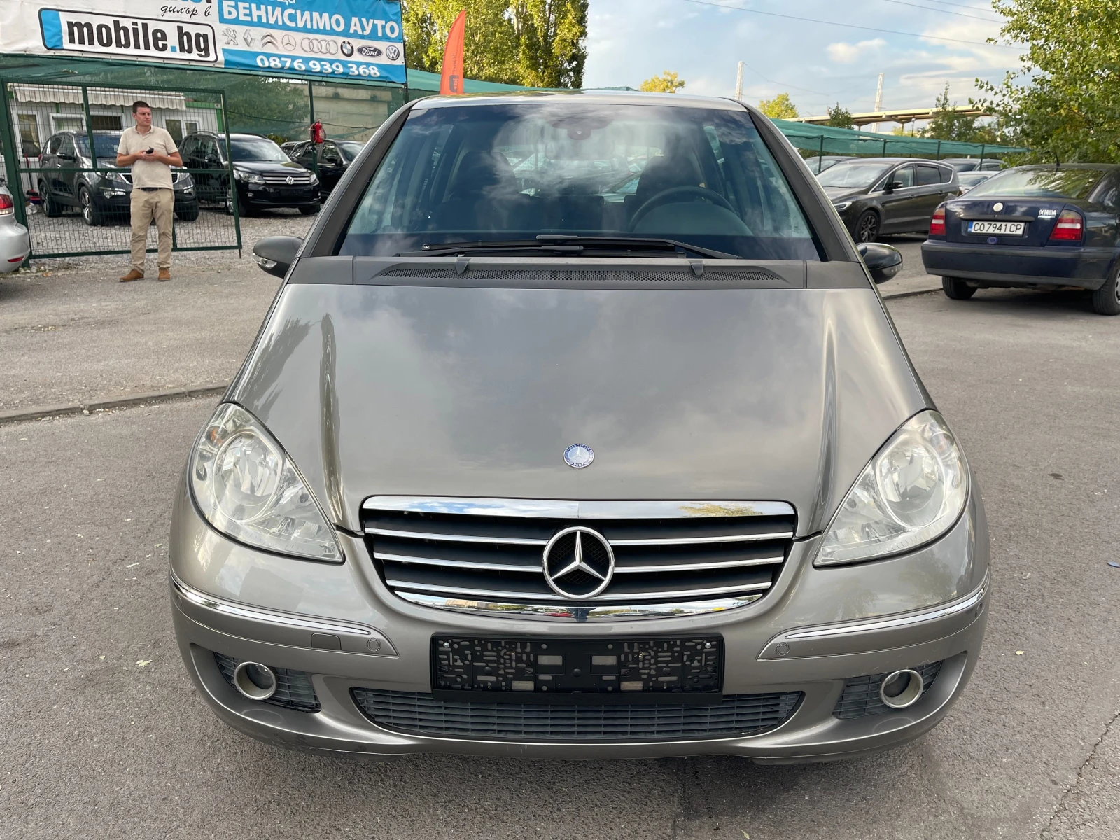 Mercedes-Benz A 200 2.0 CDI АВТОМАТИК - изображение 2