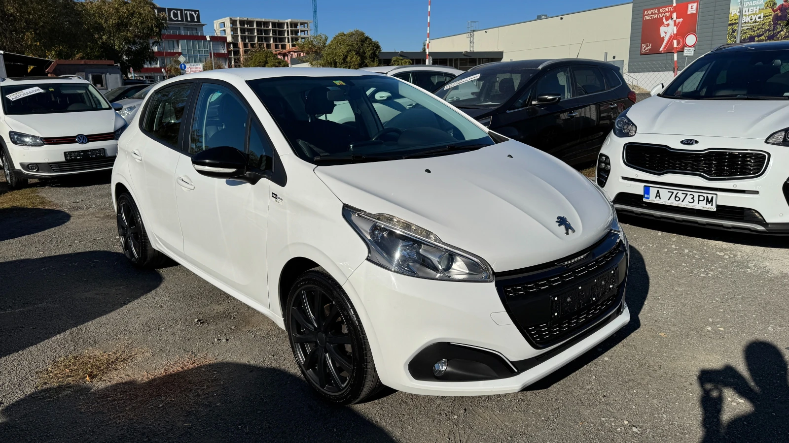 Peugeot 208 Zimmerli Edition! Внос ШВЕЙЦАРИЯ! Автопилот, LED - изображение 3