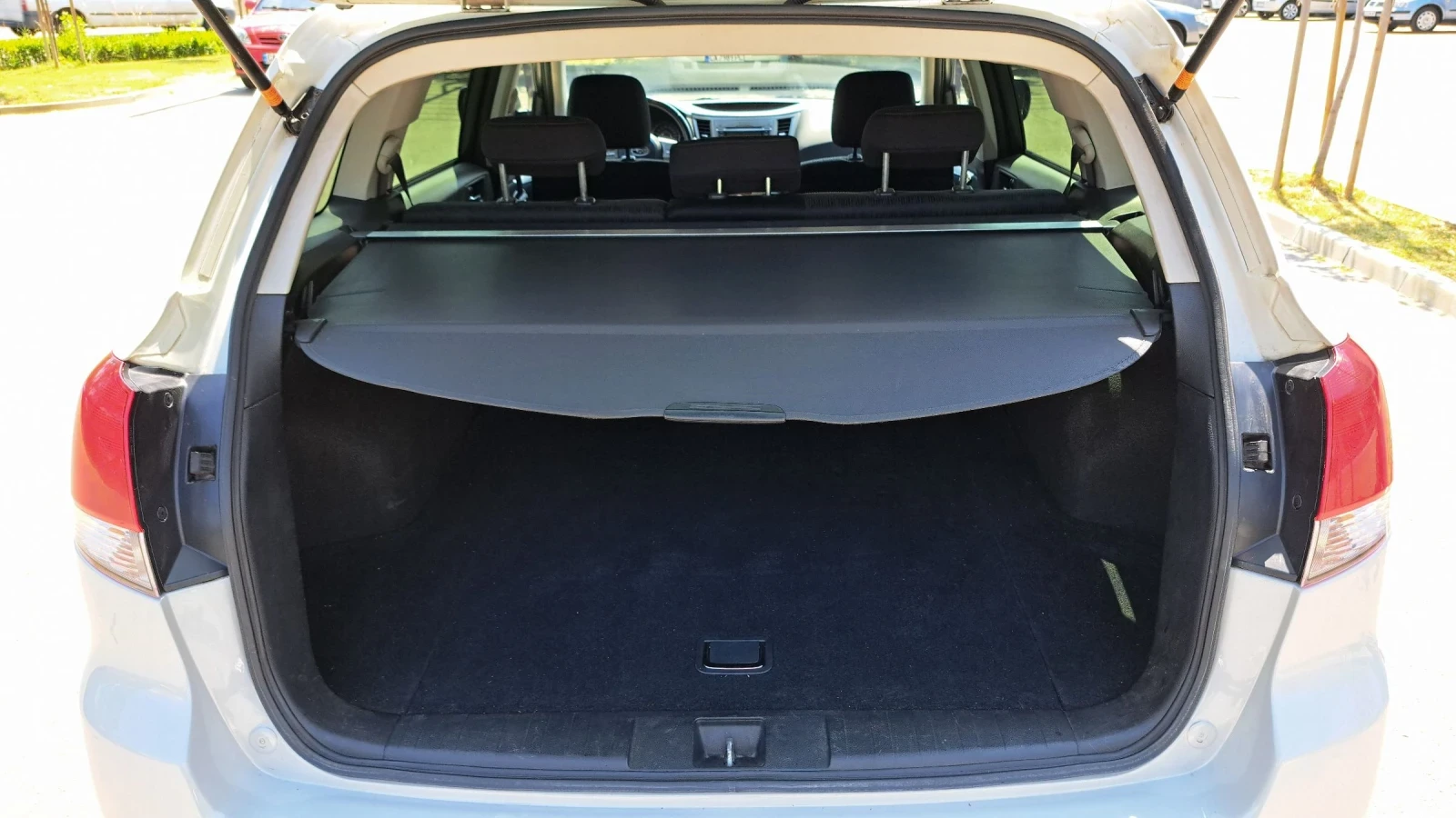 Subaru Legacy 2.0i 150hp 4x4 - изображение 8