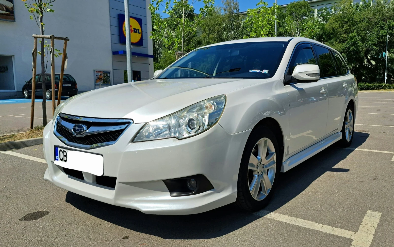 Subaru Legacy 2.0i 150hp 4x4 - изображение 3