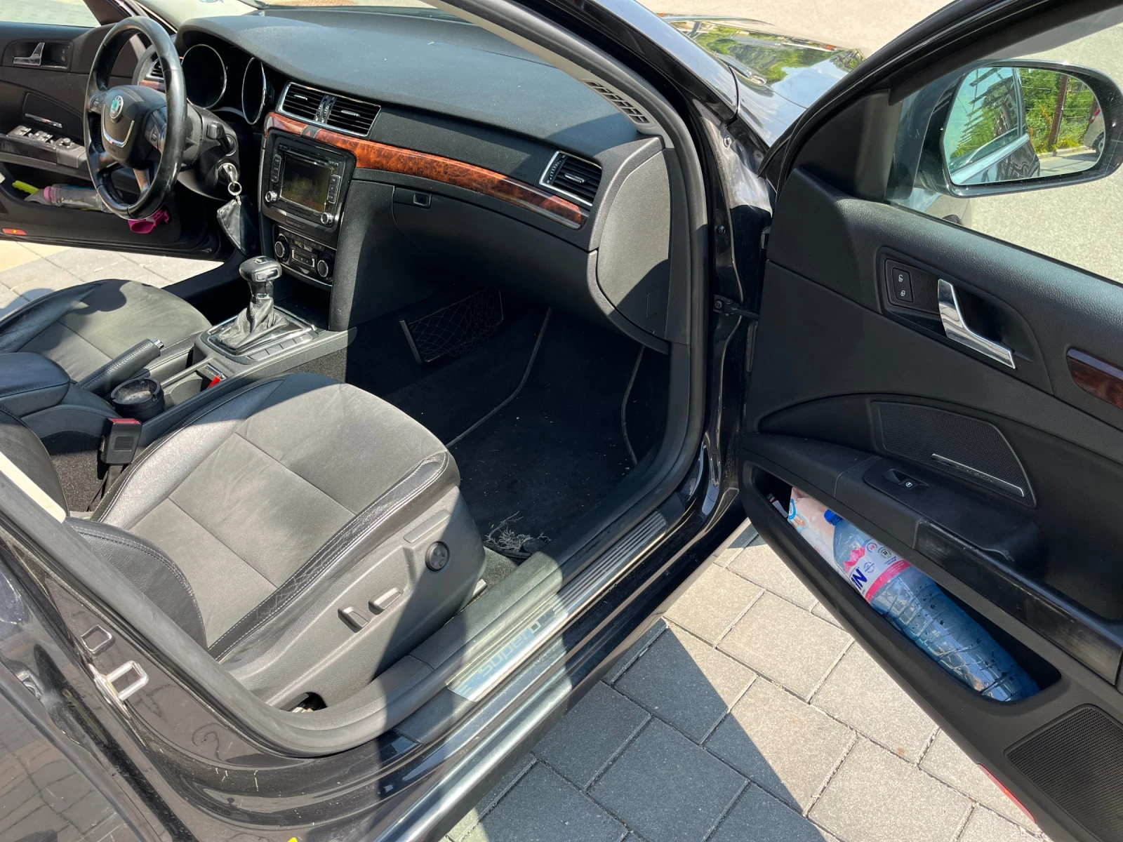 Skoda Superb 2.0 TDI 140 лв - изображение 10