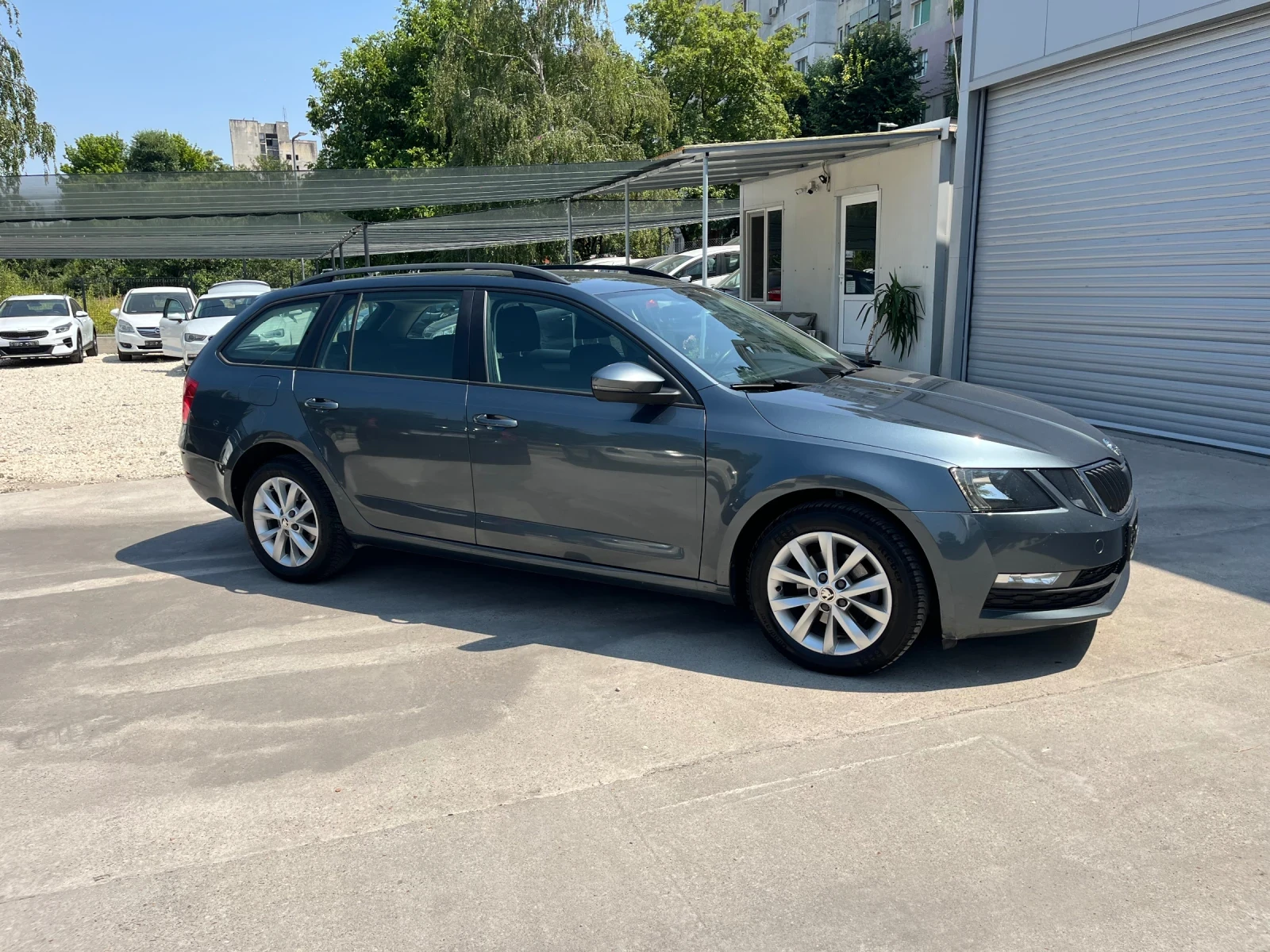 Skoda Octavia 1.6 tdi - изображение 4