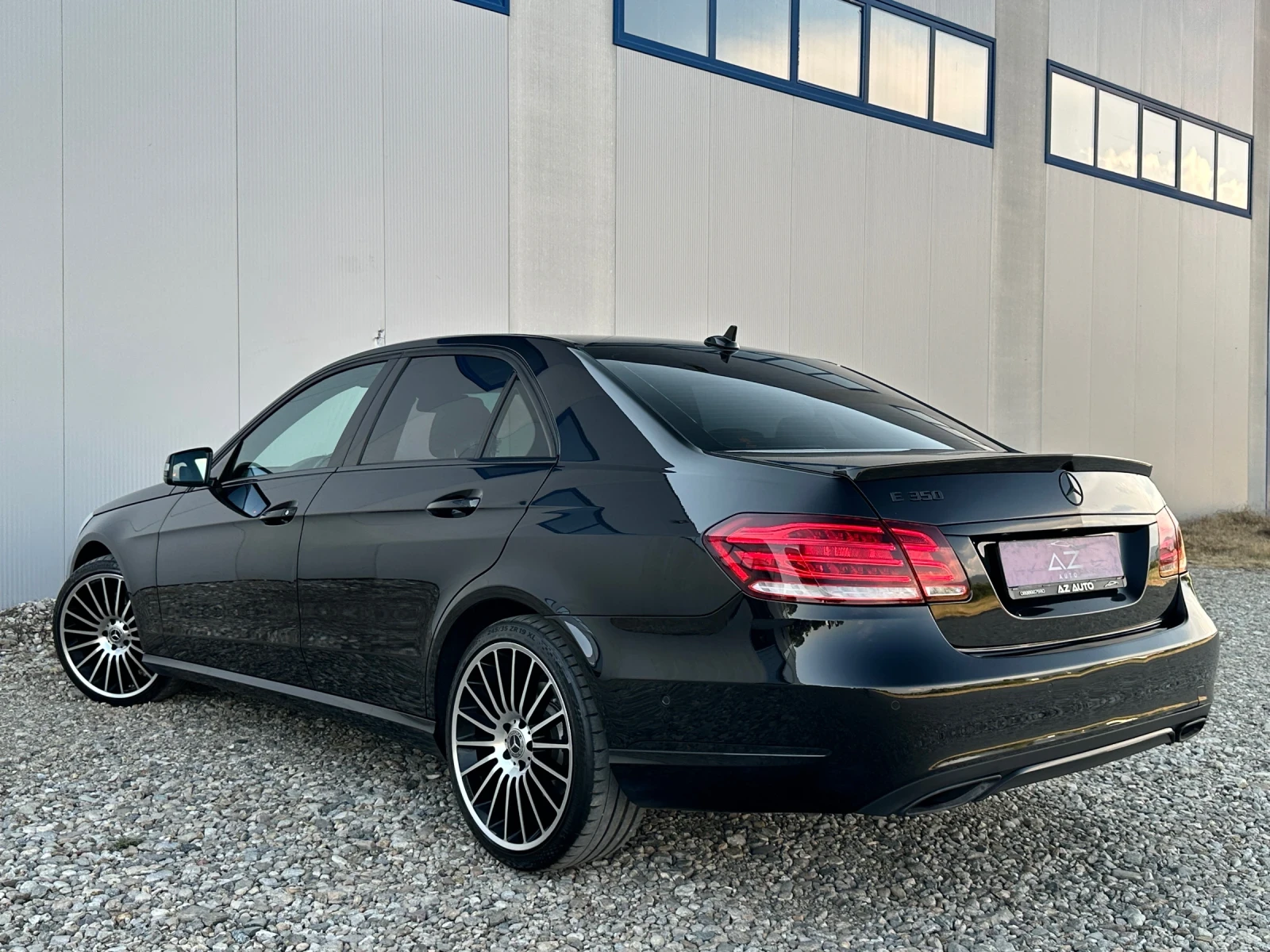 Mercedes-Benz E 350 Facelift/Night Edition/Обдухване/Пружини/4Matic - изображение 4