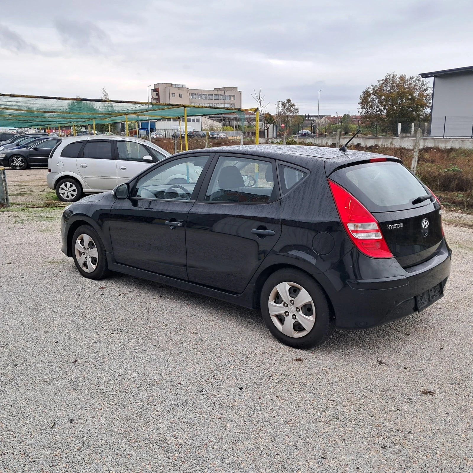 Hyundai I30 1.4I - изображение 2
