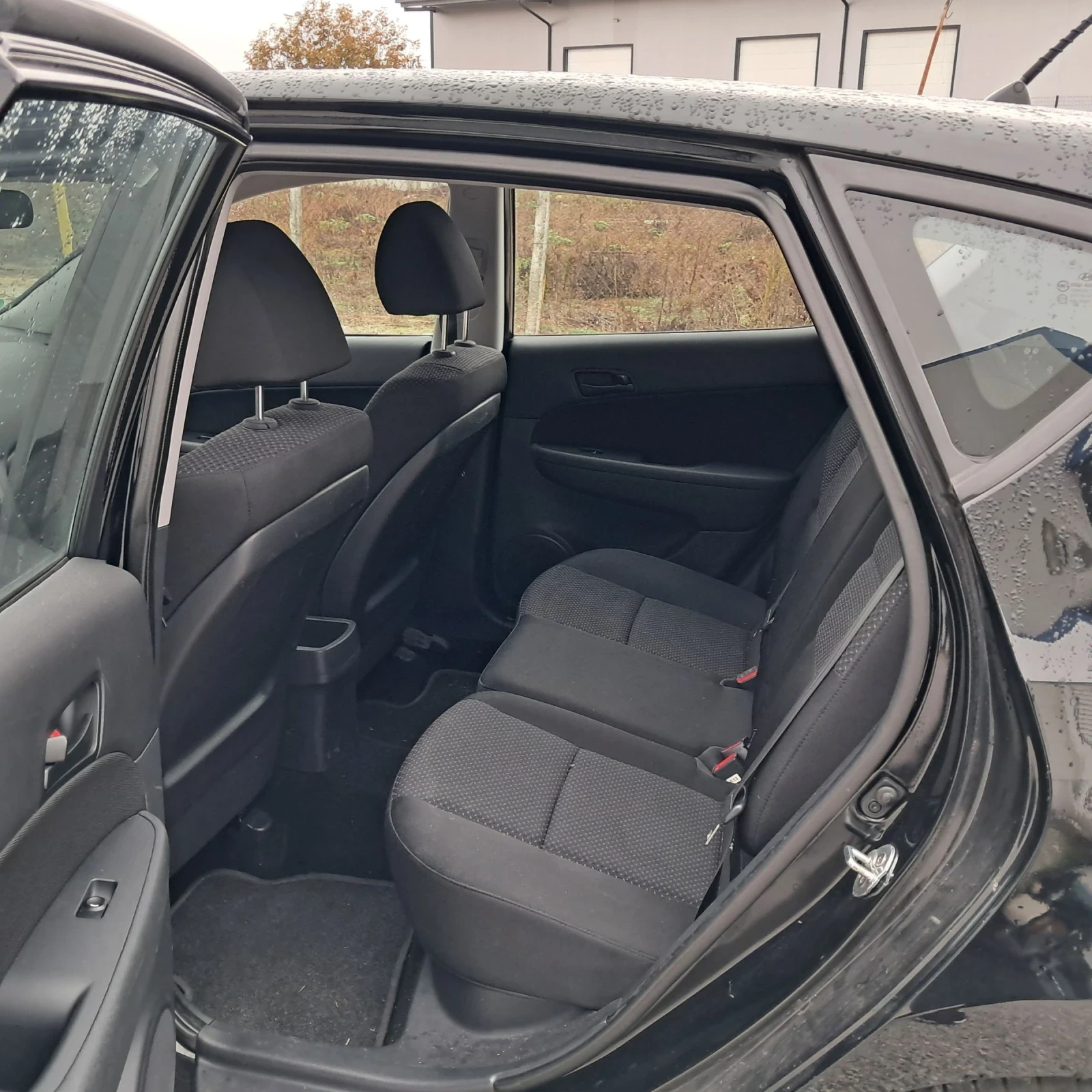 Hyundai I30 1.4I - изображение 9