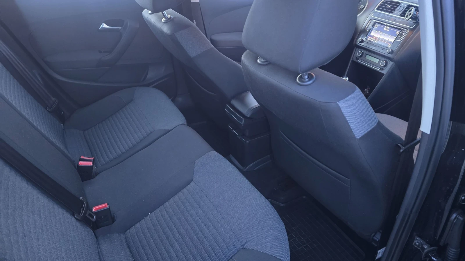 VW Polo 1.6 tdi - изображение 9