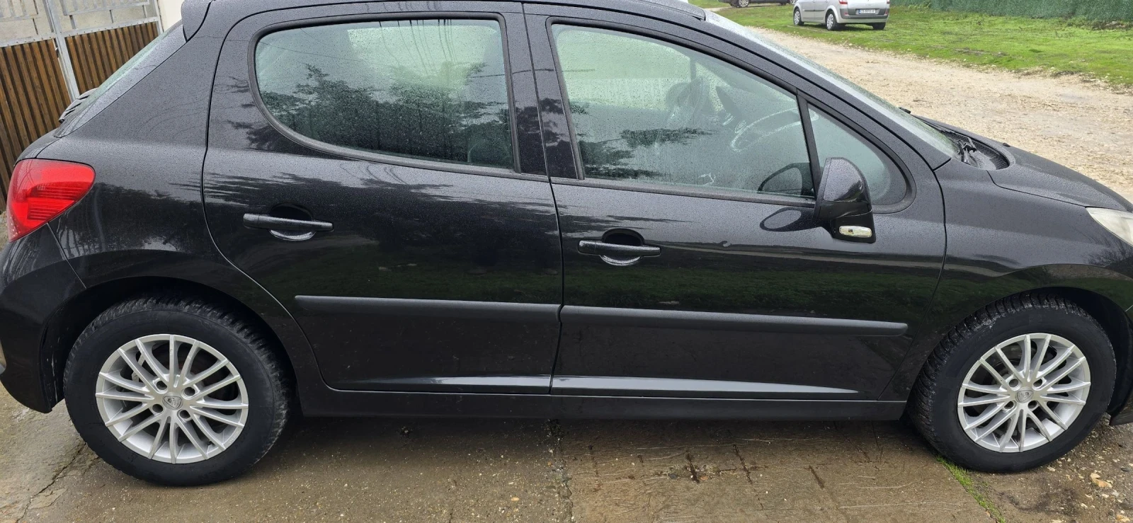 Peugeot 207 14i, СтарияМотор - изображение 6