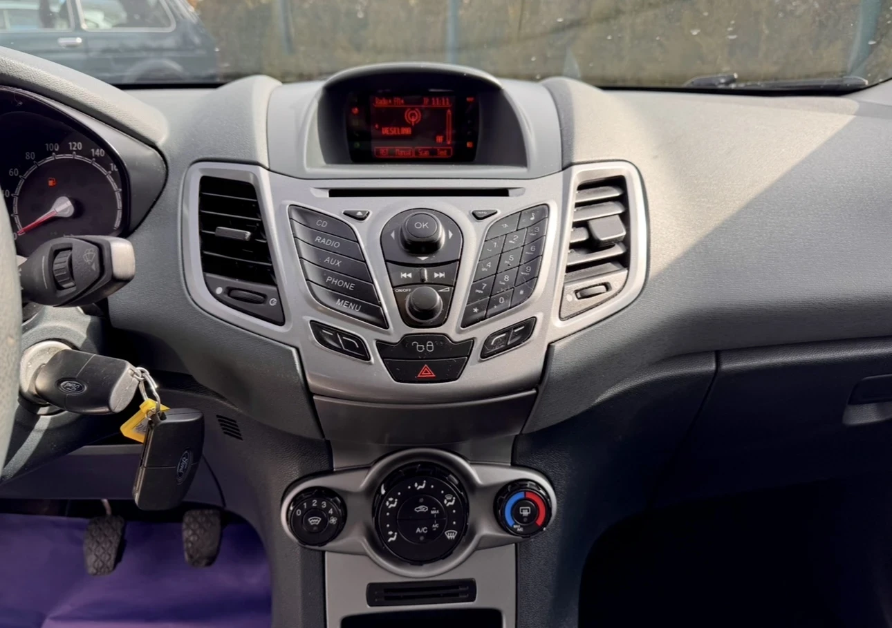 Ford Fiesta 1.6D - изображение 8