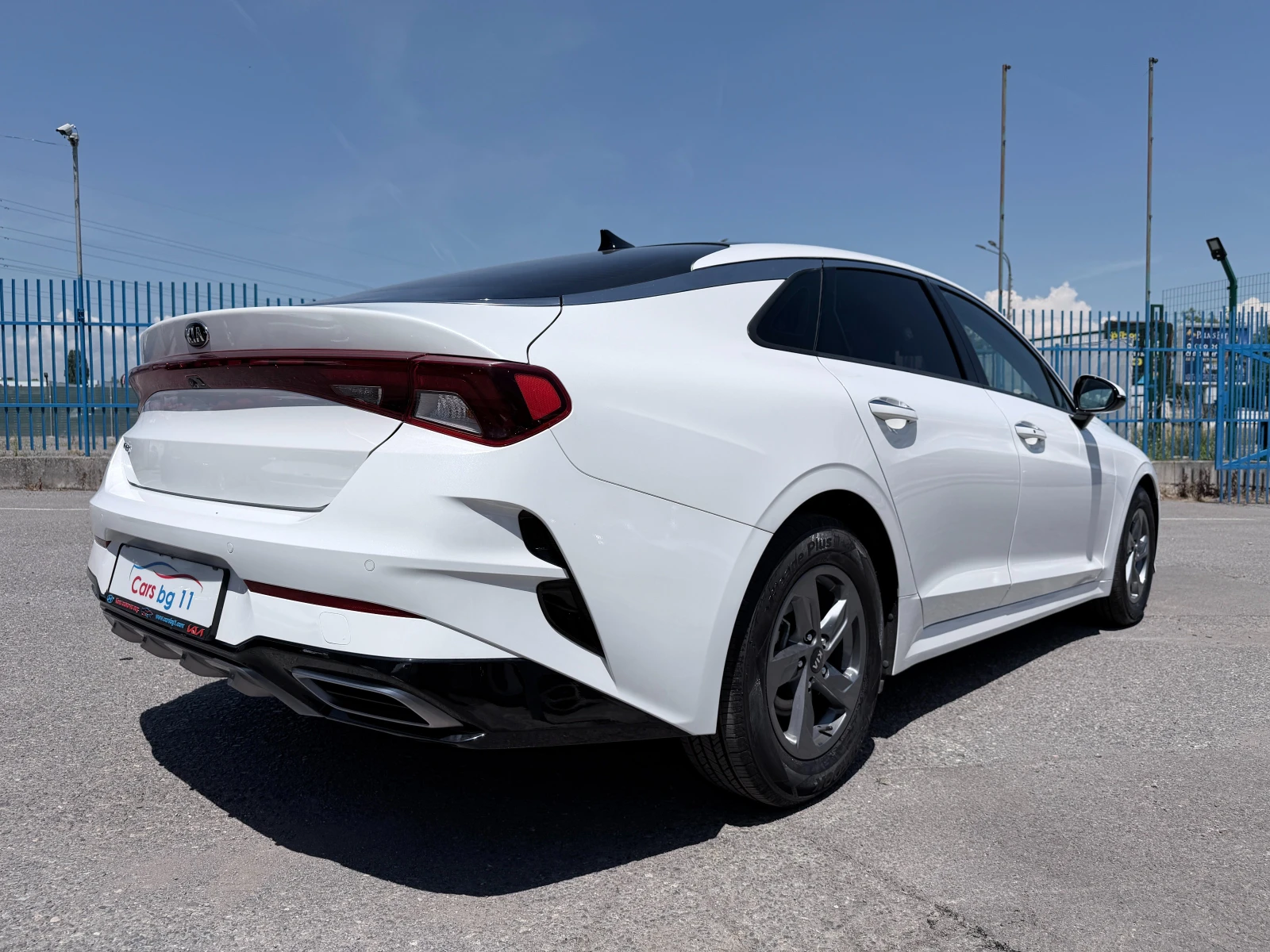 Kia K5 Гаранция до 2г., Автосервиз, Резервни части сигурн, снимка 5 - Автомобили и джипове - 54309403