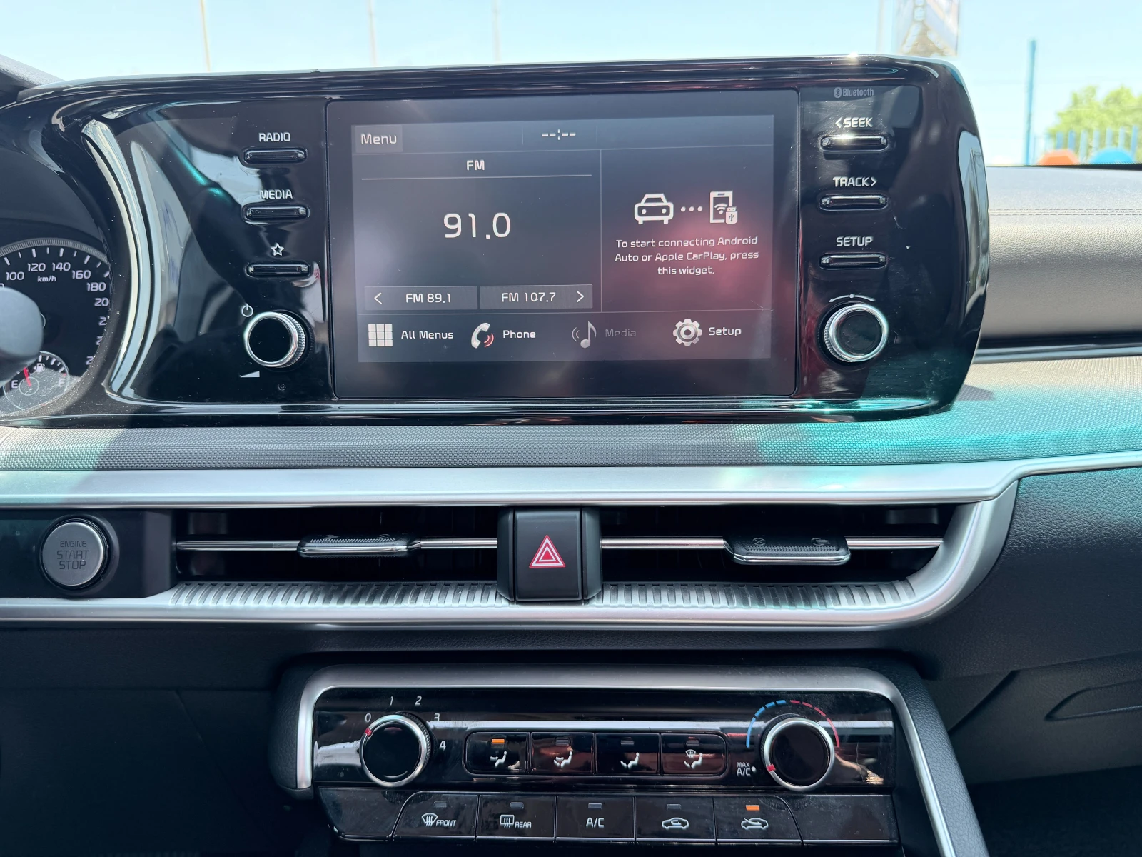 Kia K5 Гаранция до 2г., Автосервиз, Резервни части сигурн, снимка 16 - Автомобили и джипове - 54309403