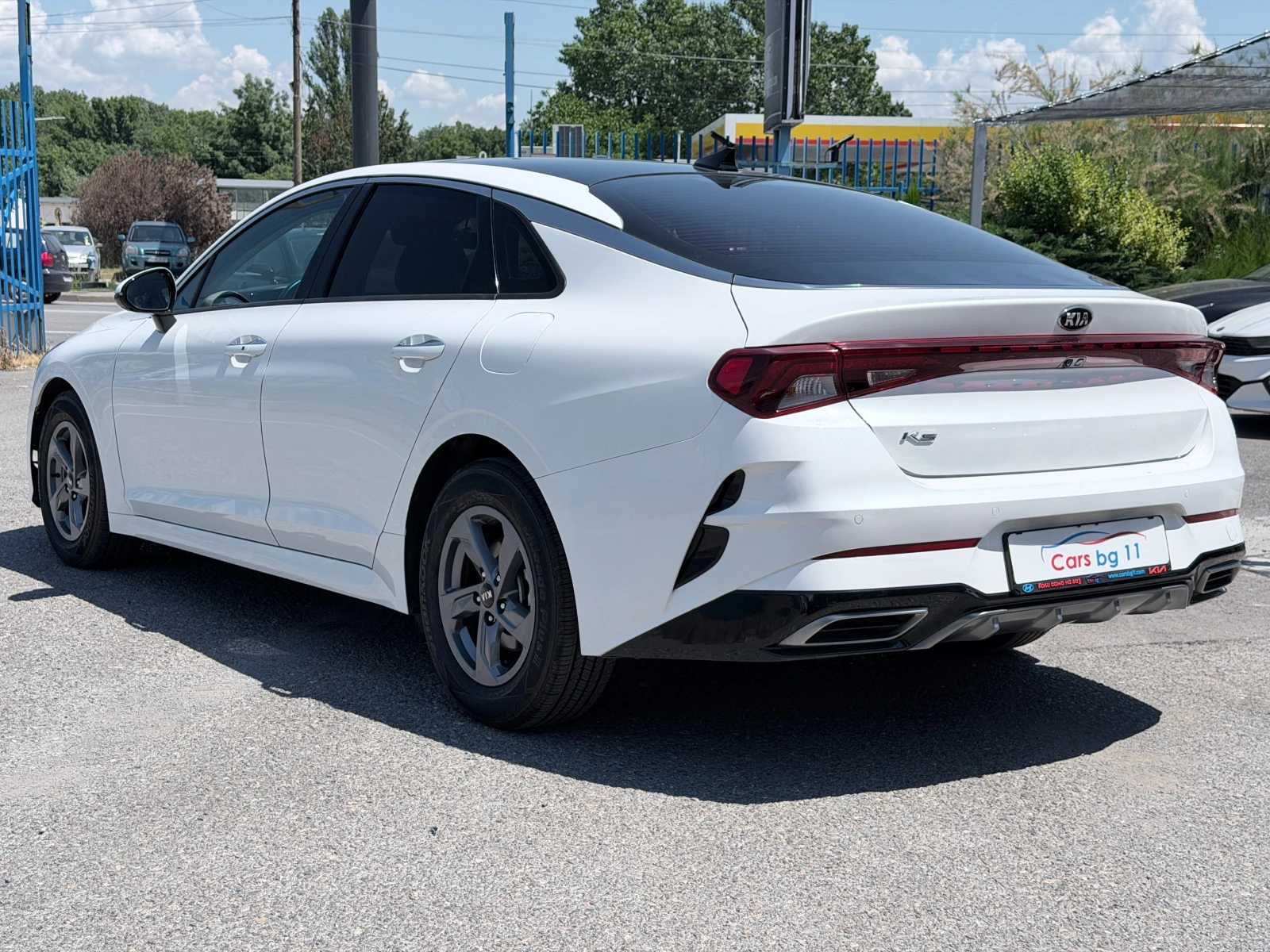Kia K5 Гаранция до 2г., Автосервиз, Резервни части сигурн, снимка 4 - Автомобили и джипове - 54309403
