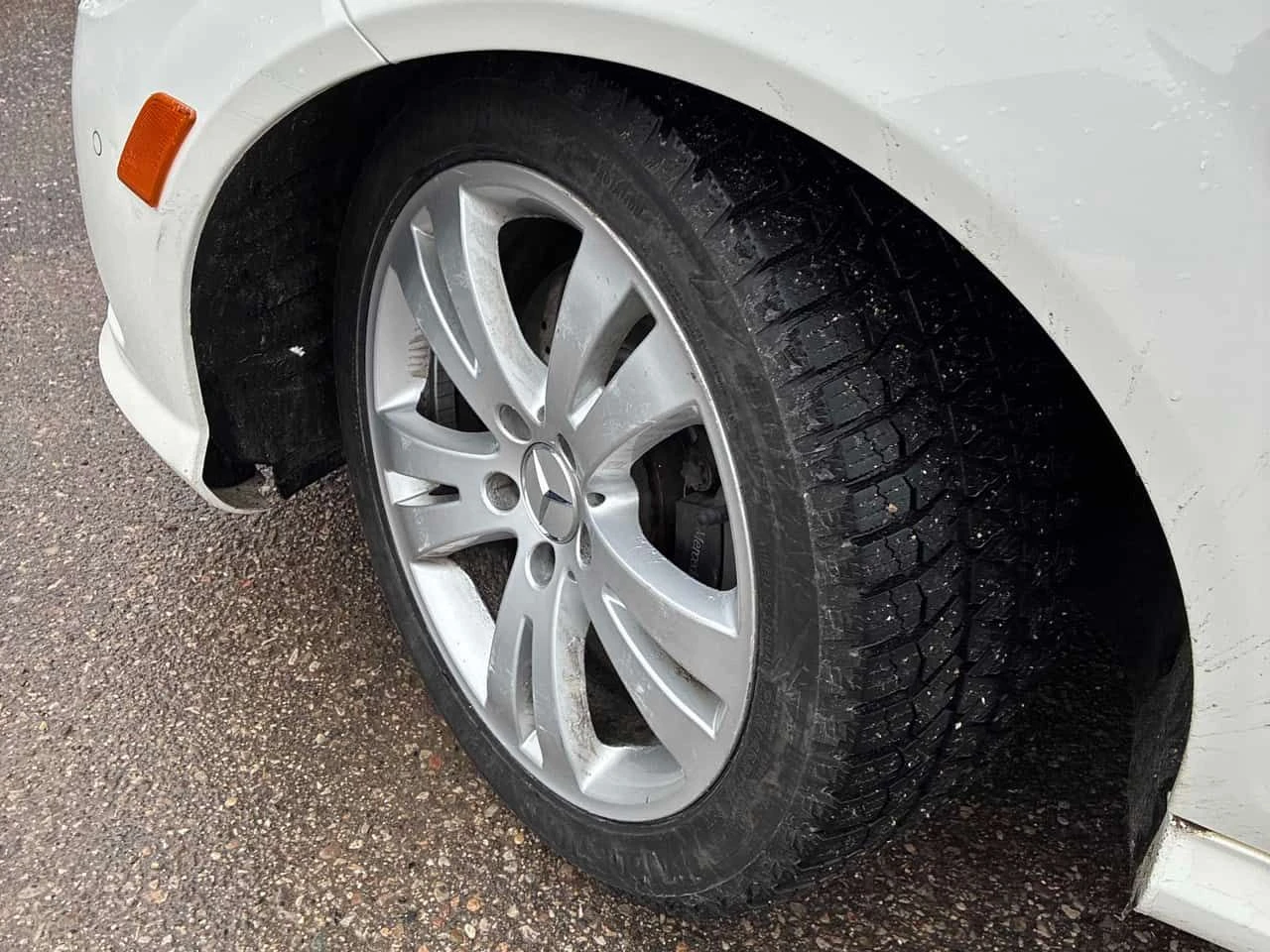 Mercedes-Benz C 300 * CARFAX * ЦЕНА ДО БГ, снимка 6 - Автомобили и джипове - 53990468