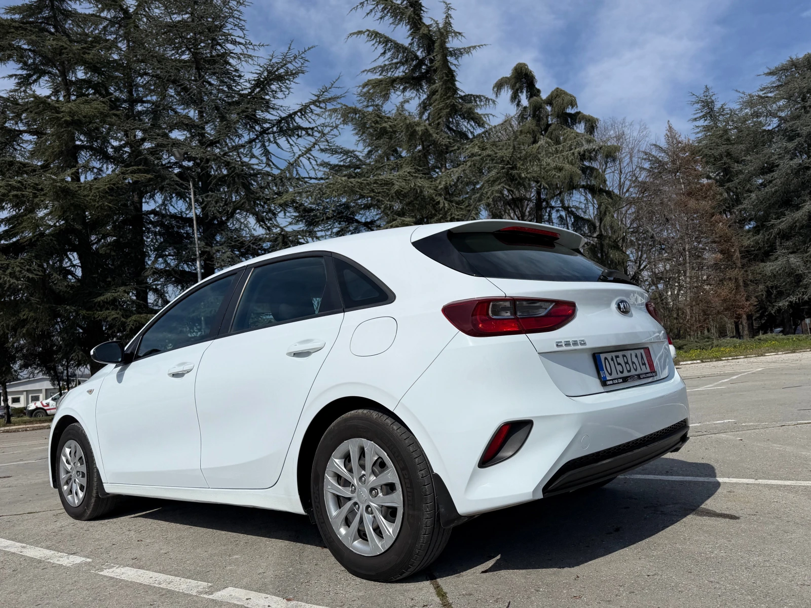 Kia Ceed 1.4 99p.s, снимка 6 - Автомобили и джипове - 54082157