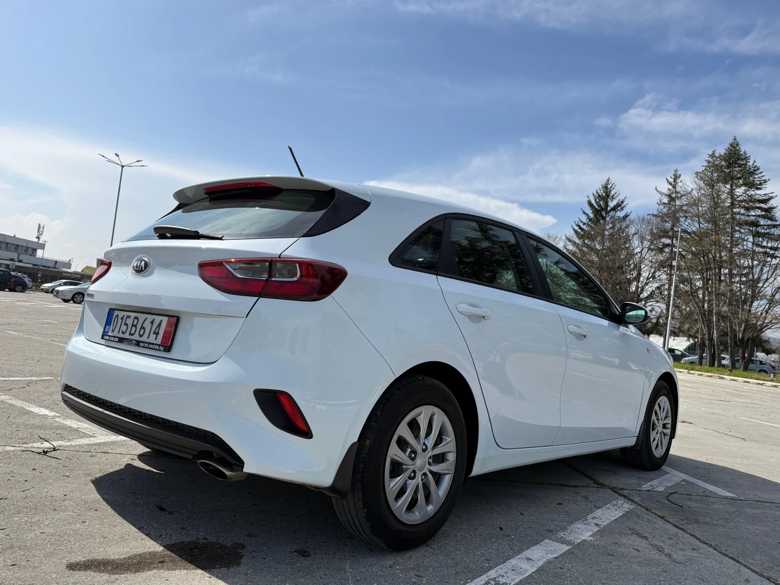 Kia Ceed 1.4 99p.s, снимка 9 - Автомобили и джипове - 54082157