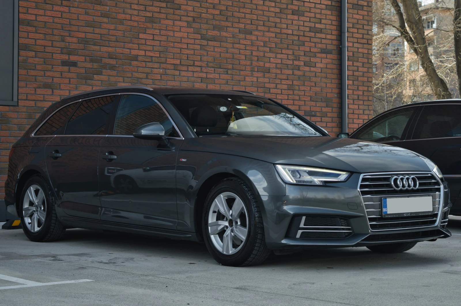 Audi A4 2.0 TDI, снимка 4 - Автомобили и джипове - 54121699