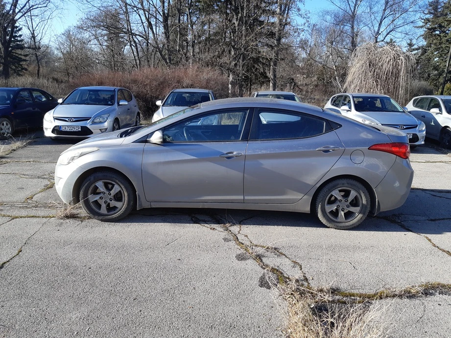 Hyundai Elantra | Mobile.bg � ����������� 4