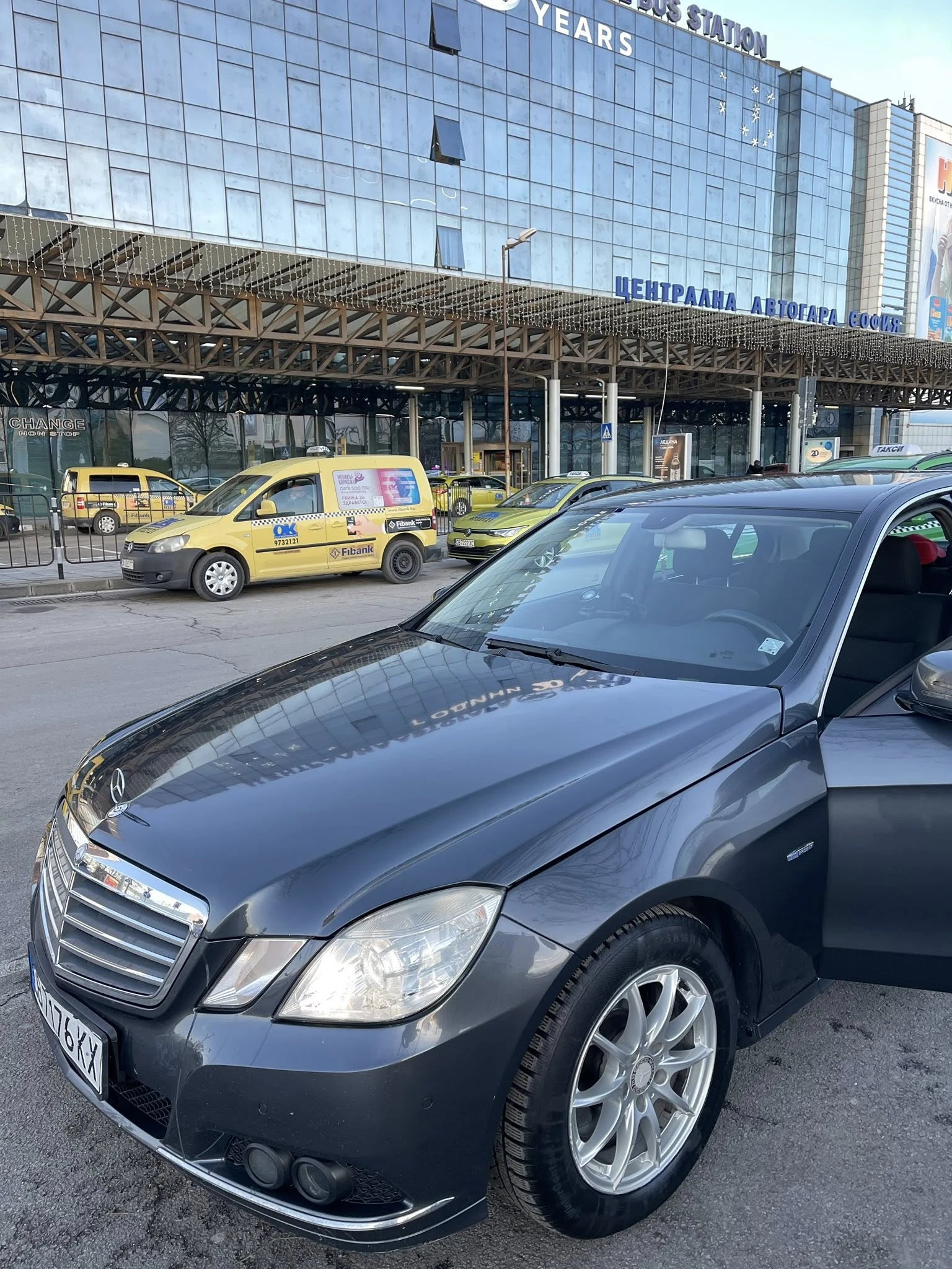 Mercedes-Benz E 350 CDI BlueEfficiency, снимка 17 - Автомобили и джипове - 54267271