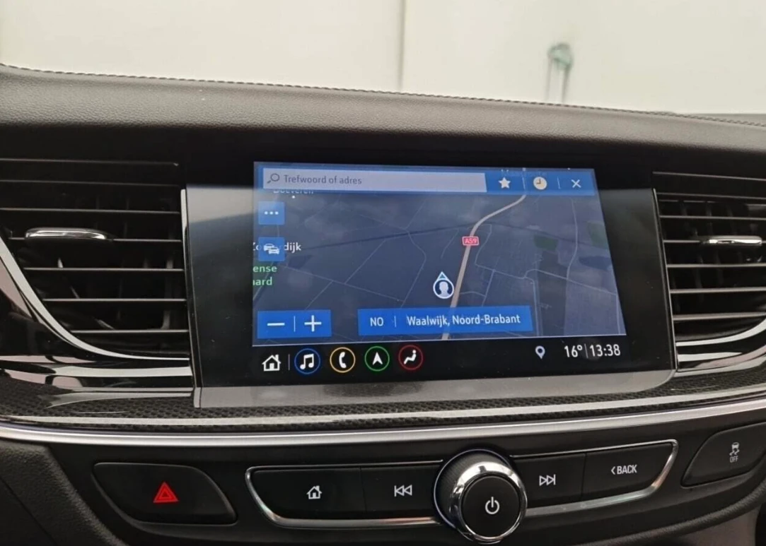 Opel Insignia Grand Sport 1.5 Turbo D, снимка 8 - Автомобили и джипове - 54219562