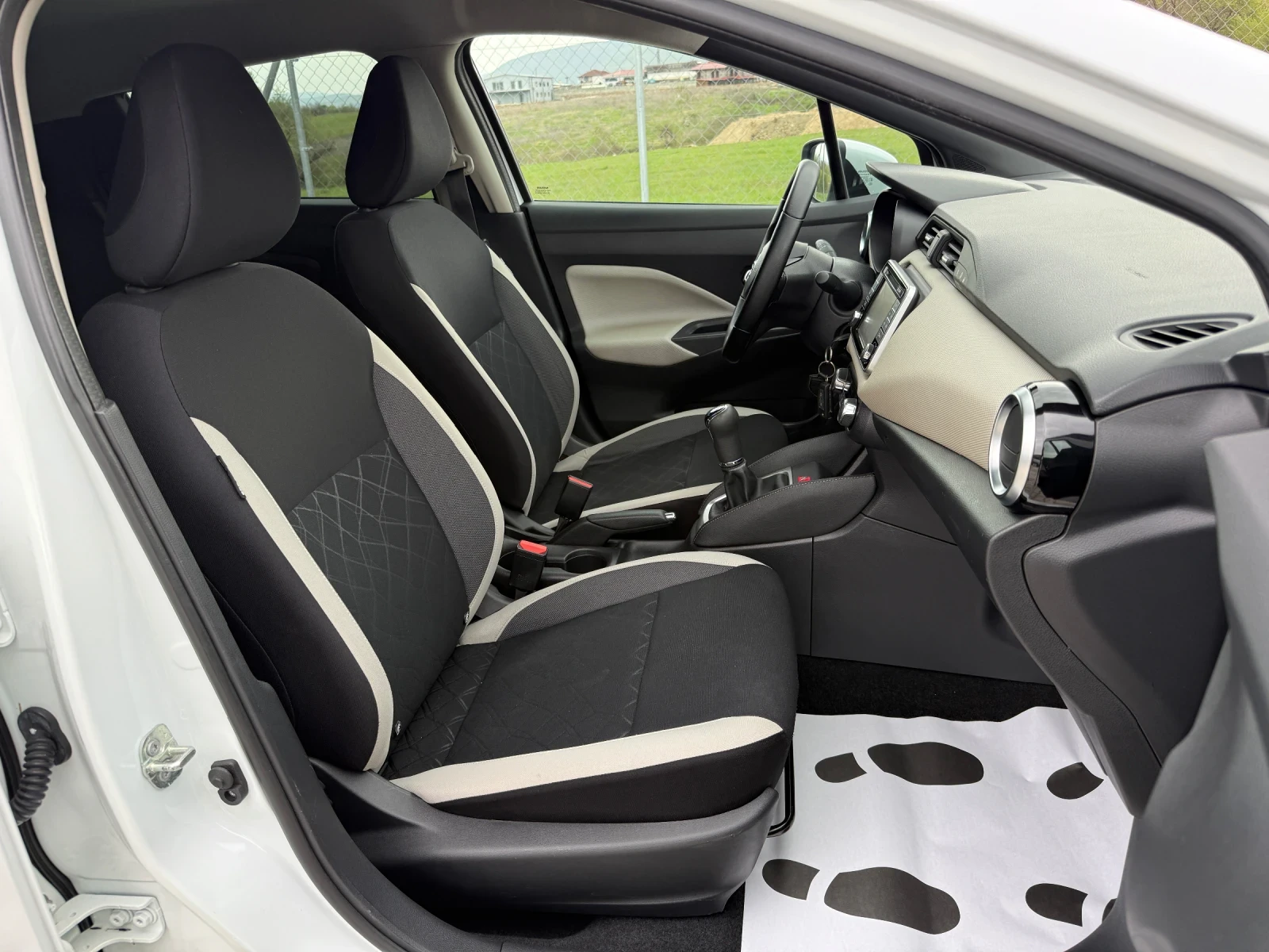 Nissan Micra 0.9 IG-T N-line, снимка 13 - Автомобили и джипове - 54231299