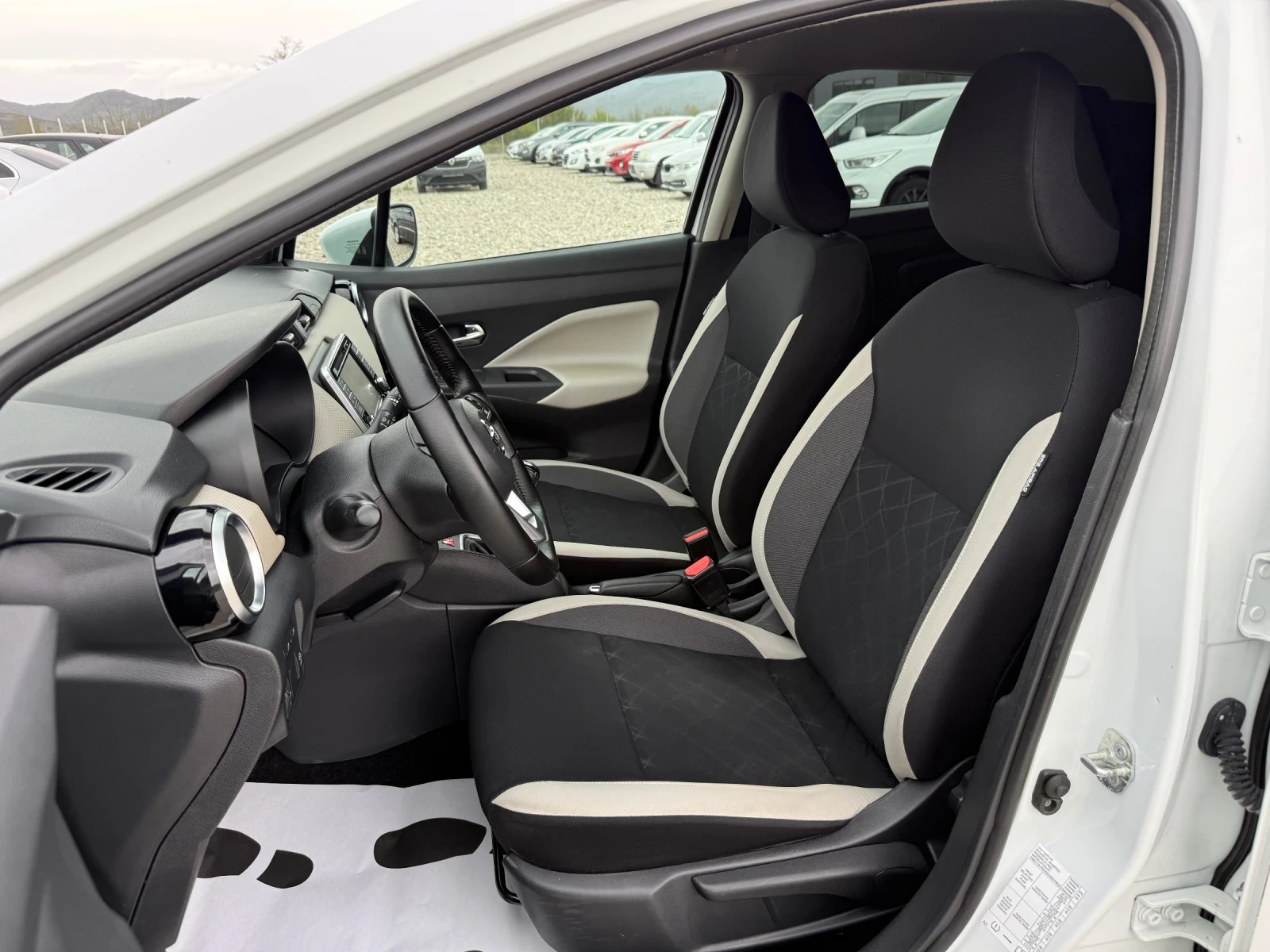 Nissan Micra 0.9 IG-T N-line, снимка 11 - Автомобили и джипове - 54231299