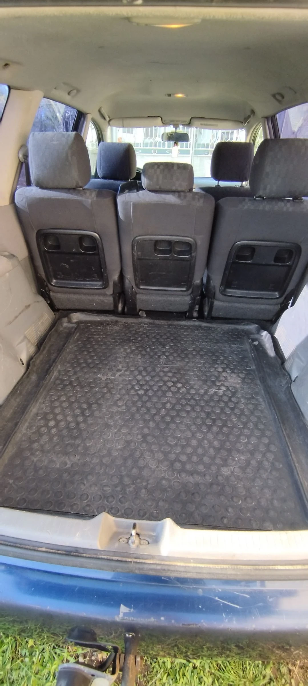 Toyota Avensis verso, снимка 9 - Автомобили и джипове - 54415712