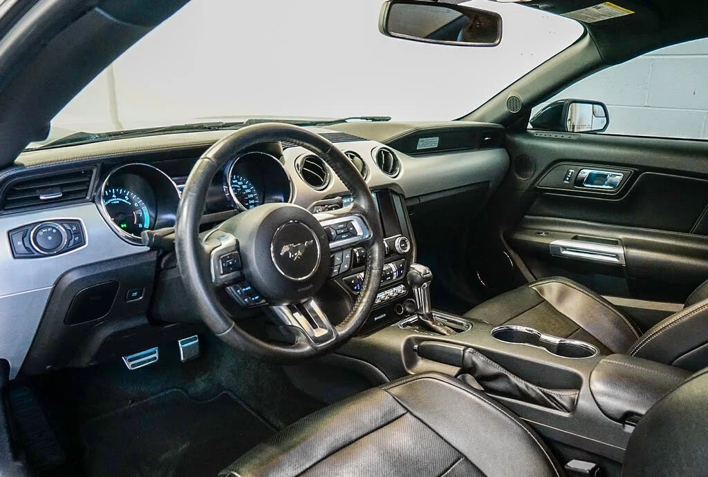 Ford Mustang ECOBOOST* 2.3* ПОДГРЕВ* КАМЕРА* , снимка 9 - Автомобили и джипове - 54445891