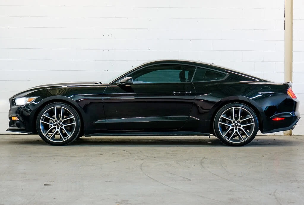 Ford Mustang ECOBOOST* 2.3* ПОДГРЕВ* КАМЕРА* , снимка 4 - Автомобили и джипове - 54445891