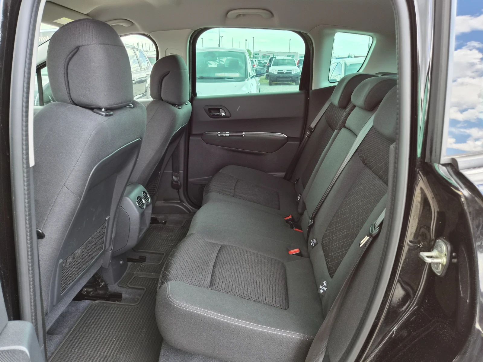Peugeot 3008 1.6HDI 120кс 96800км. ЕВРО 6, снимка 16 - Автомобили и джипове - 54517769