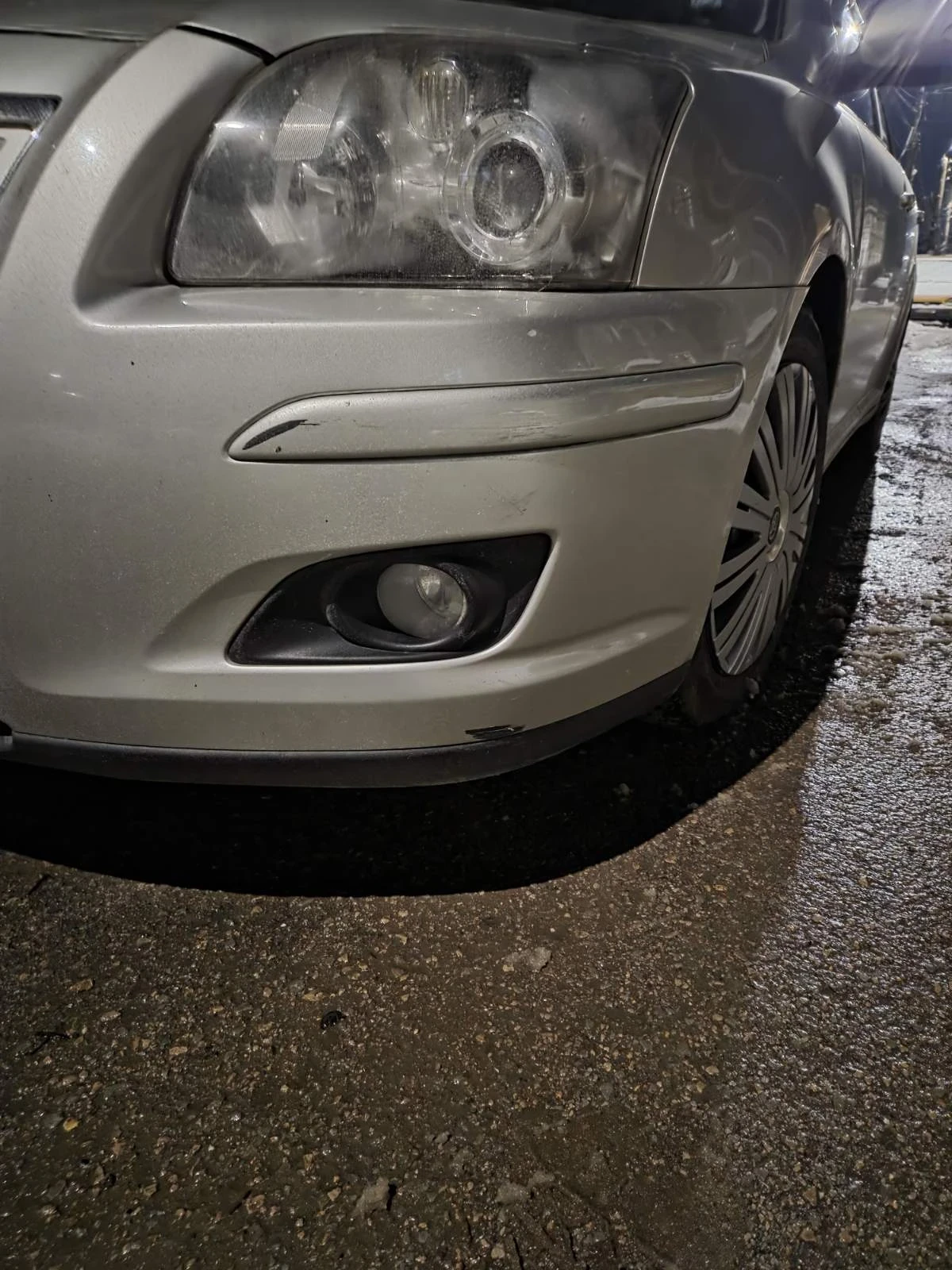 Toyota Avensis, снимка 13 - Автомобили и джипове - 54547099